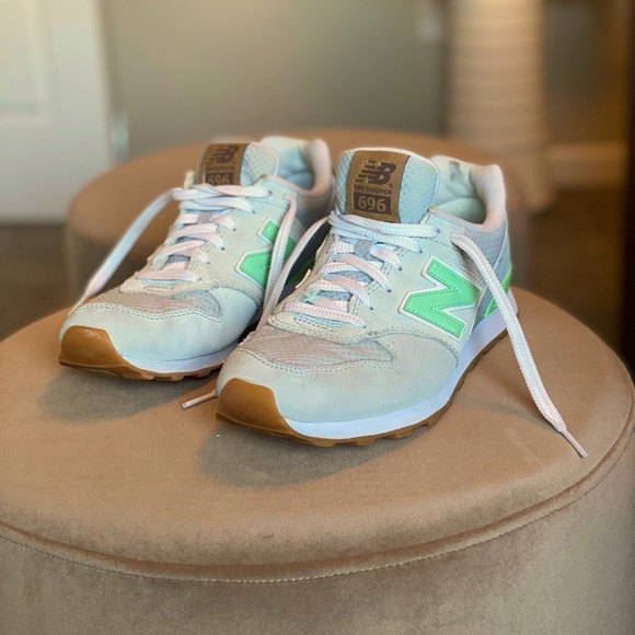 New Balance 596 Sneakers - Picture 2 of 7